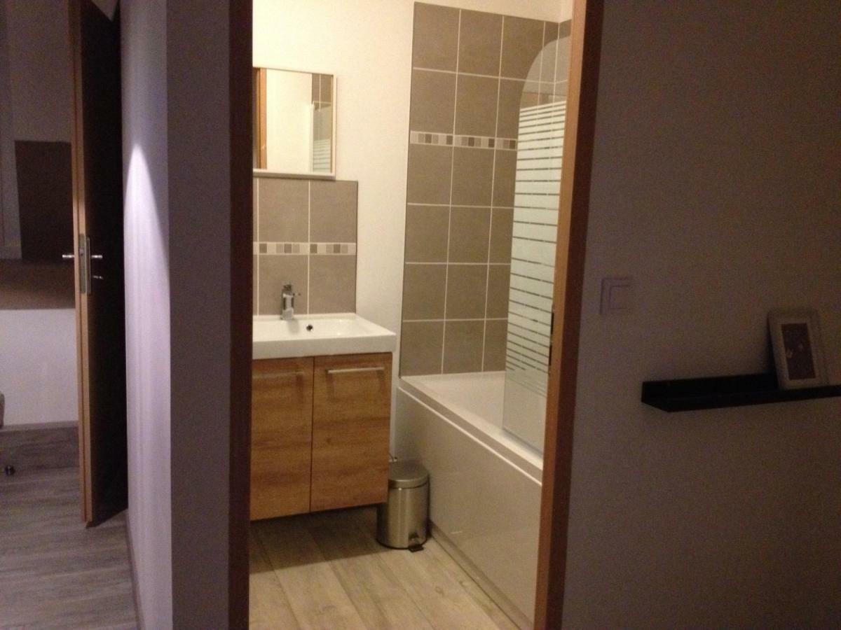Appartement Neo - Sleep In Valenciennes Exterior photo